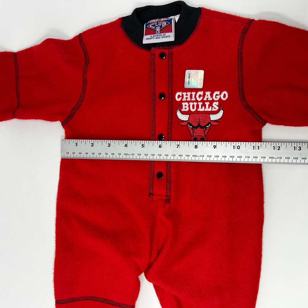 Vintage Jump Ball Club Chicago Bulls Fleece Romper Red Infant 6/9M NBA Deadstock - Picture 6 of 8